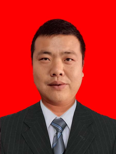 汤  琳